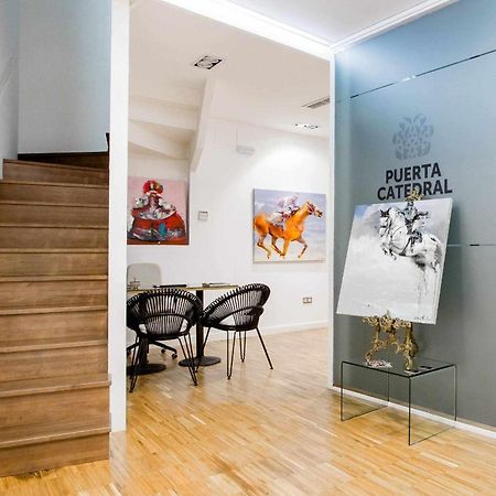Revitalized Apartment In Historical Building Херона Екстериор снимка