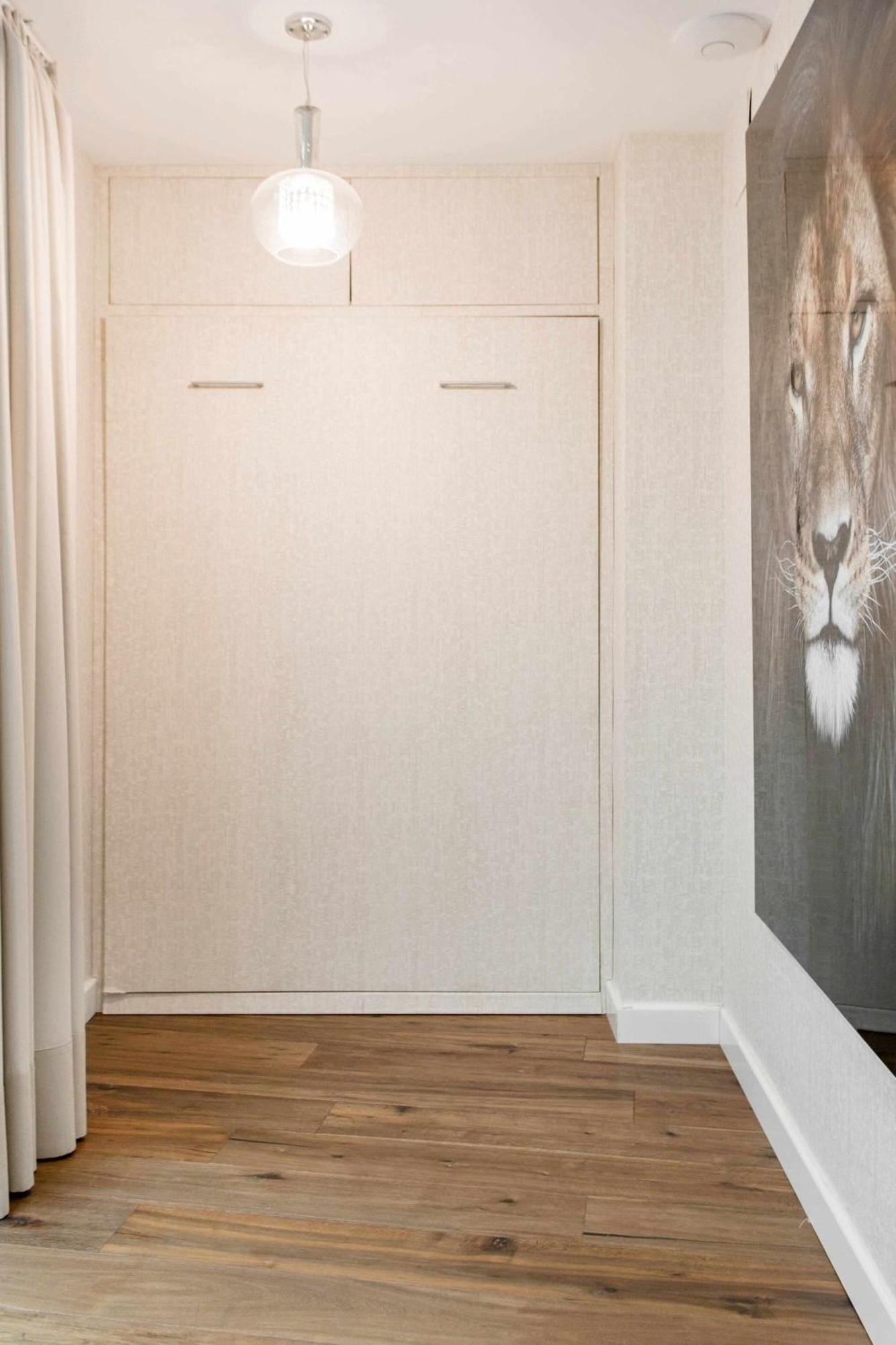 Revitalized Apartment In Historical Building Херона Екстериор снимка